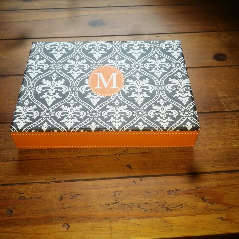 Tri-Coastal Design Monogram Blank Card Set M